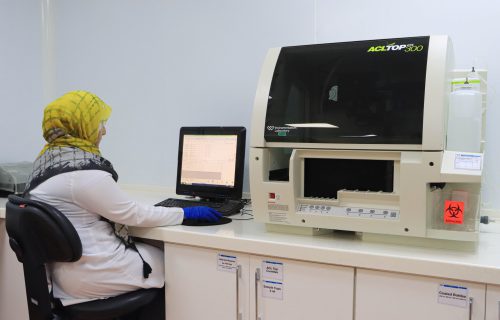 آزمایشگاه فعالیت زیستی